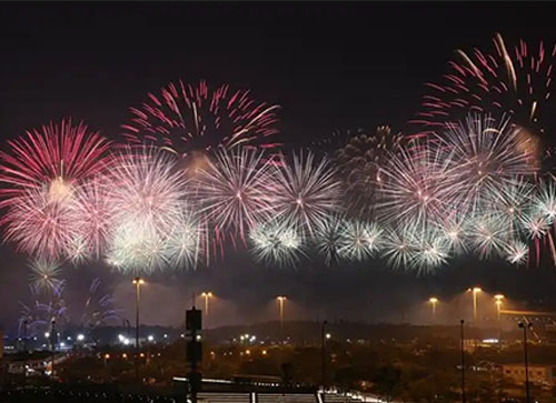 泸定县焰火晚会